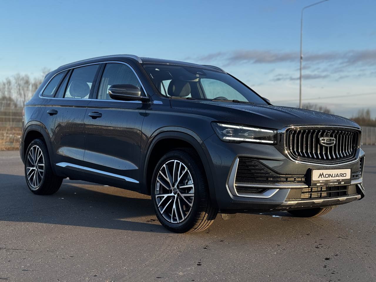 Geely Monjaro Люкс/Luxury SE 2.0T 8АКП полный привод