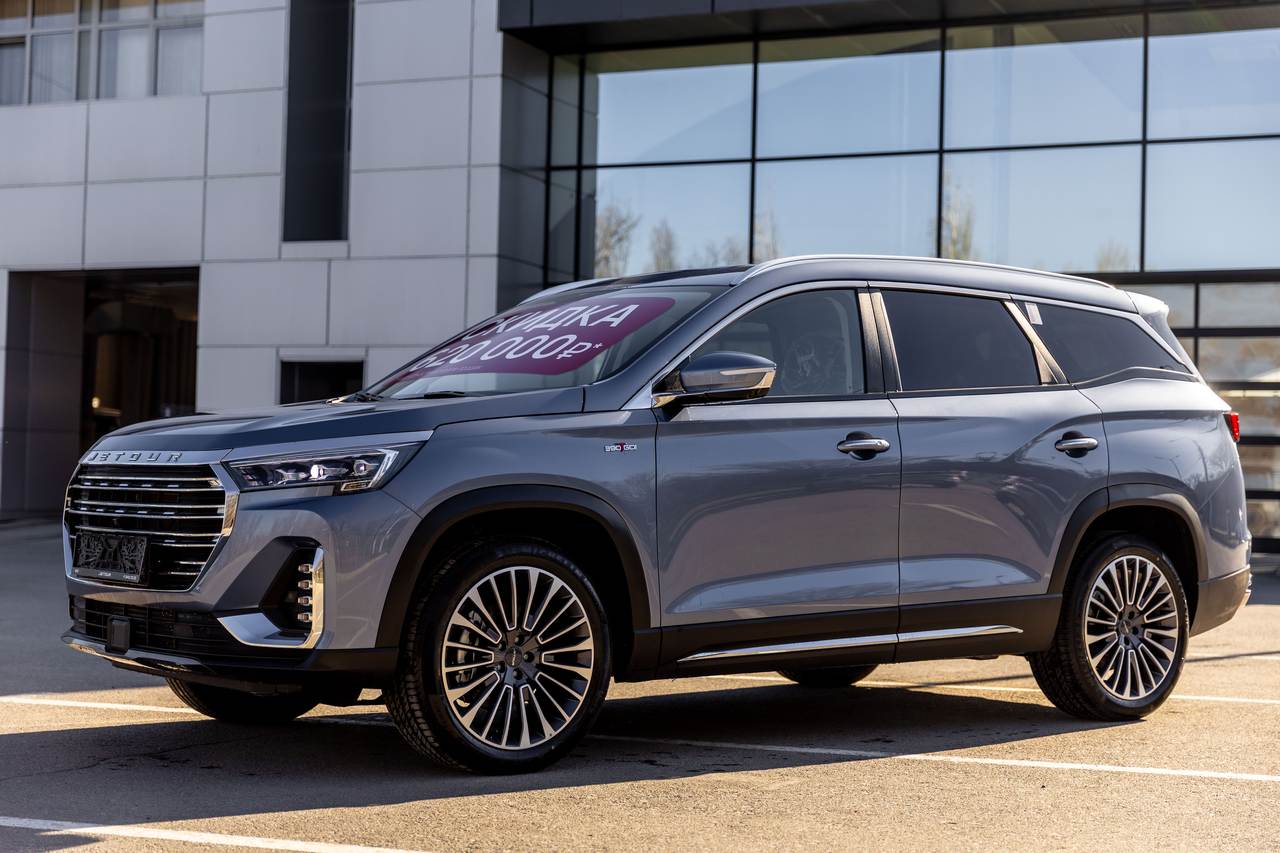 Jetour X90 Plus Премиум 7 мест 2.0Т 8АТ 26 г.в.