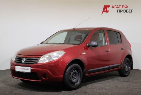 Renault Sandero 2010 года с пробегом 171 698 км