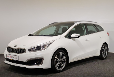 Kia Cee'd SW 2018 года с пробегом 192 214 км