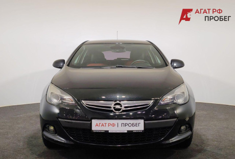 Opel Astra GTC 2012 года с пробегом 163 596 км, фото 2