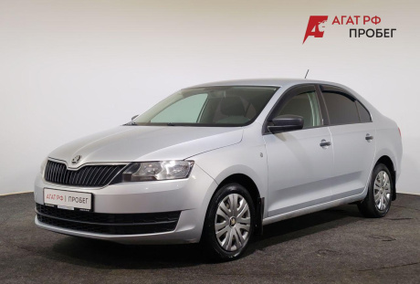 ŠKODA Rapid 2016 года с пробегом 199 000 км