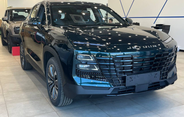 Jetour DASHING Люкс 1.5Т 6 РКП 25 г.в.
