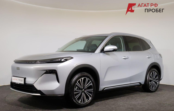 Geely EX5 EM-i 2025 года с пробегом 4 735 км, фото 1