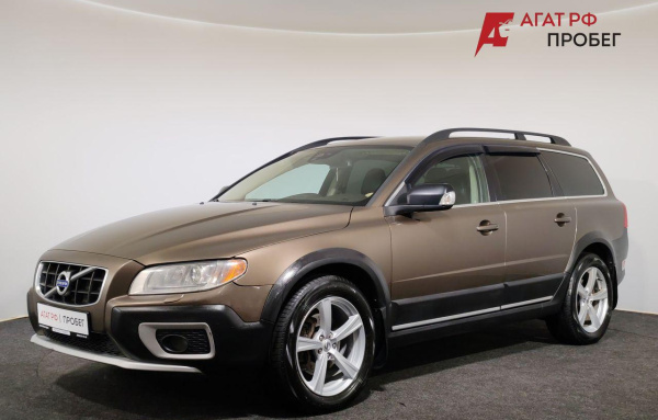 Volvo XC70 2012 года с пробегом 474 856 км, фото 1