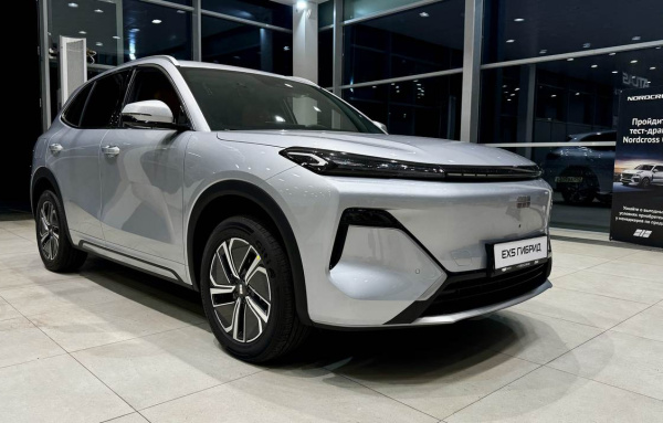 Geely EX5 EM-R Макс/Max 1.5 гибрид. передний привод