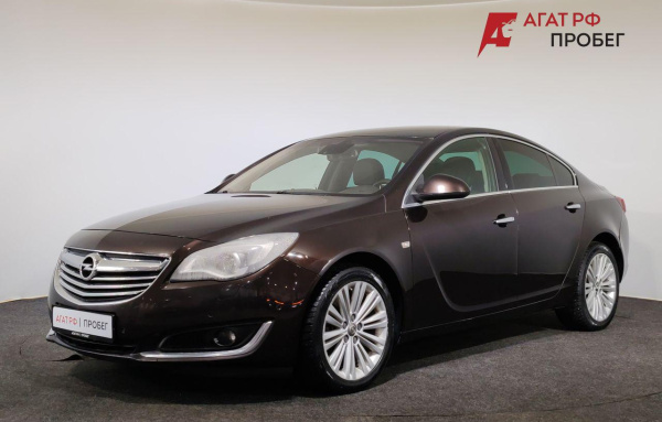 Opel Insignia 2015 года с пробегом 207 236 км, фото 1