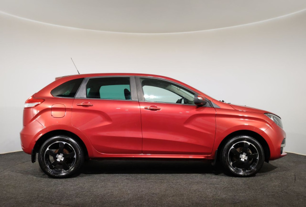 LADA XRAY 2016 года с пробегом 95 391 км, фото 4